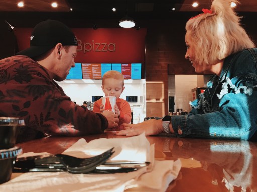 ee00a408-de7a-4527-be3f-e81956d87864